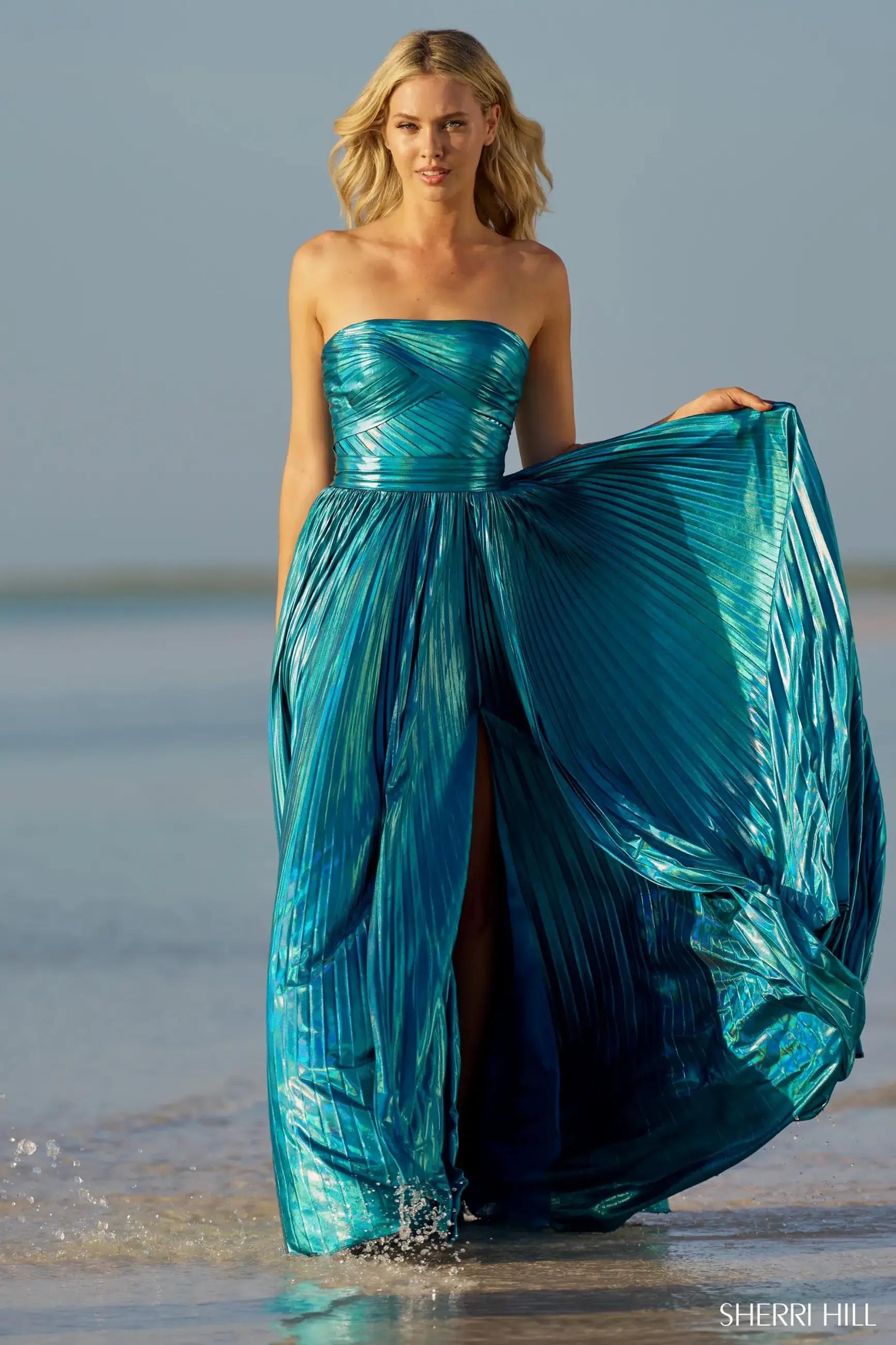 Hottest Prom 2024 Trends: A Sneak Peek at Spring Prom 2024 Dress Styles Image